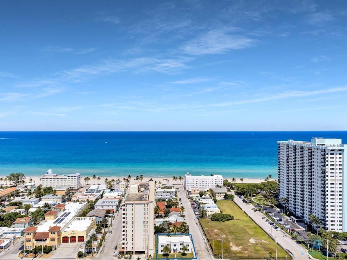 Free Parking, Bay View, Pool, Step To Beach Hollywood Exterior photo